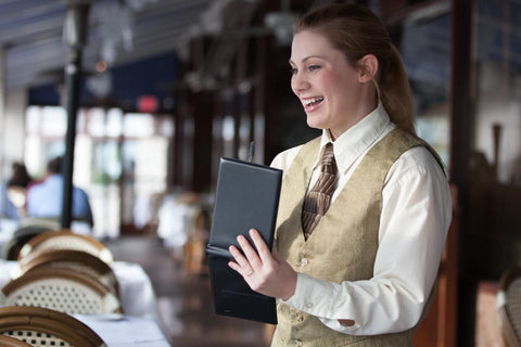 Tipping the scale on a waiter’s salary